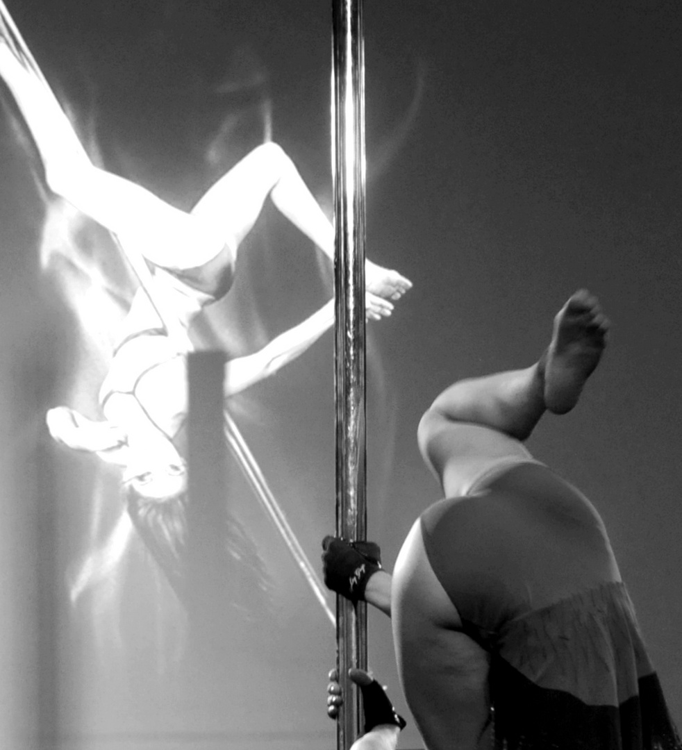 Poledance......