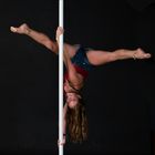 Poledance / Nina in Aktion 3