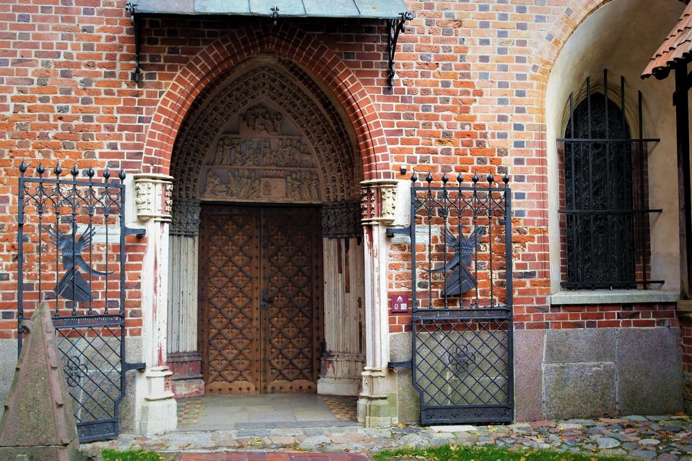 Polen:Weltkulturerbe Marienburg Fenster und Türen