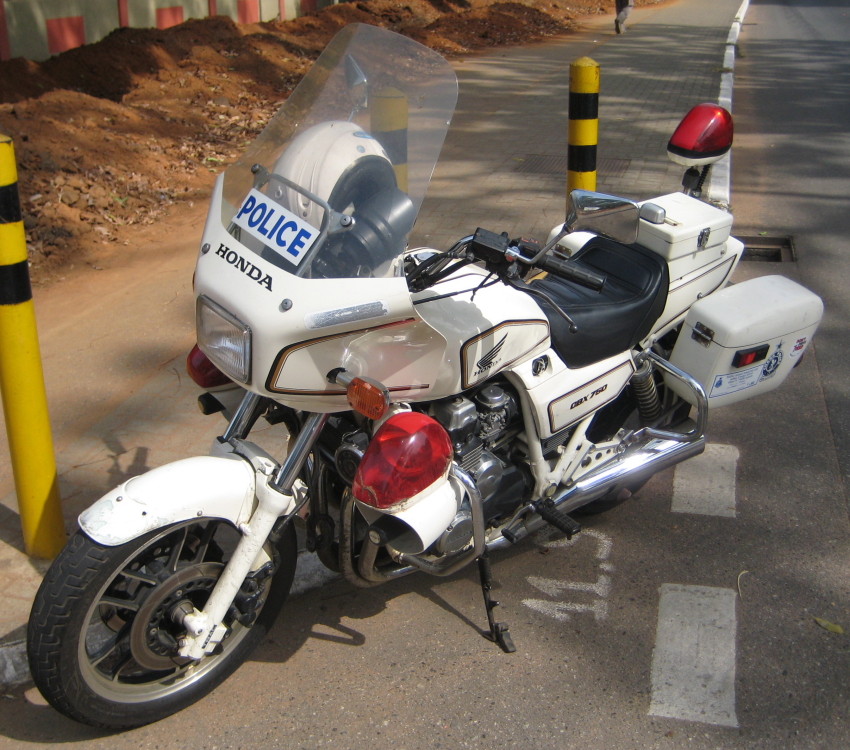 Police-Honda CBX-750