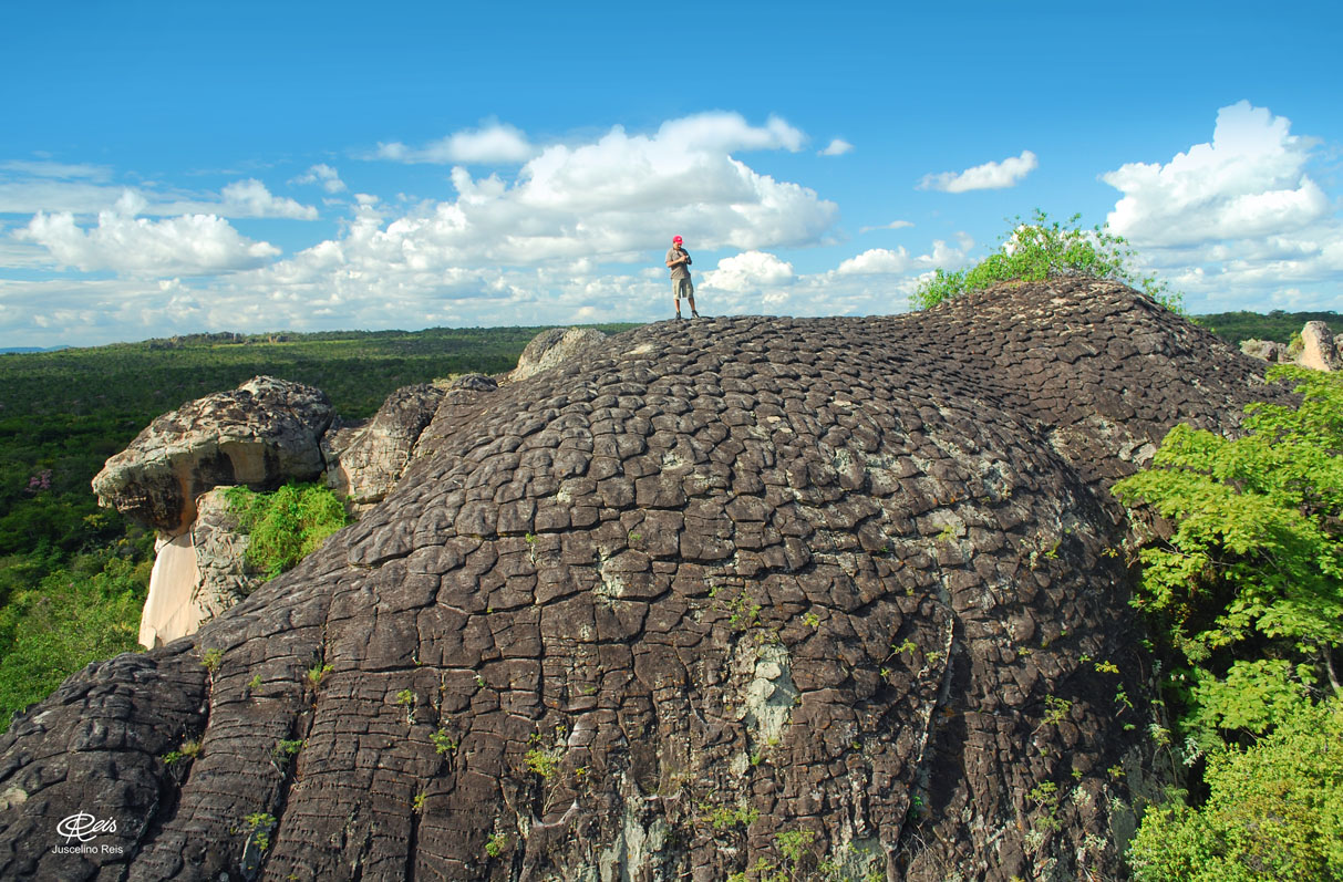 Poligonos arenosos em Picos dos Andrés - Castelo do Piauí - Brasil