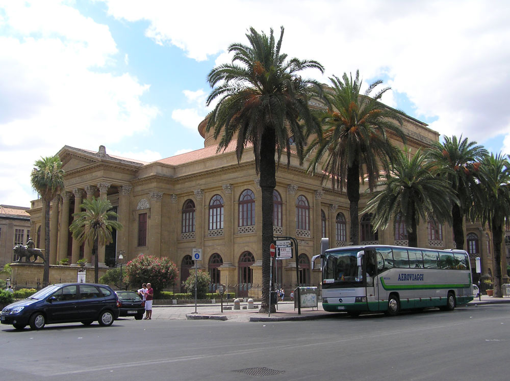 Politeama ( Palermo )