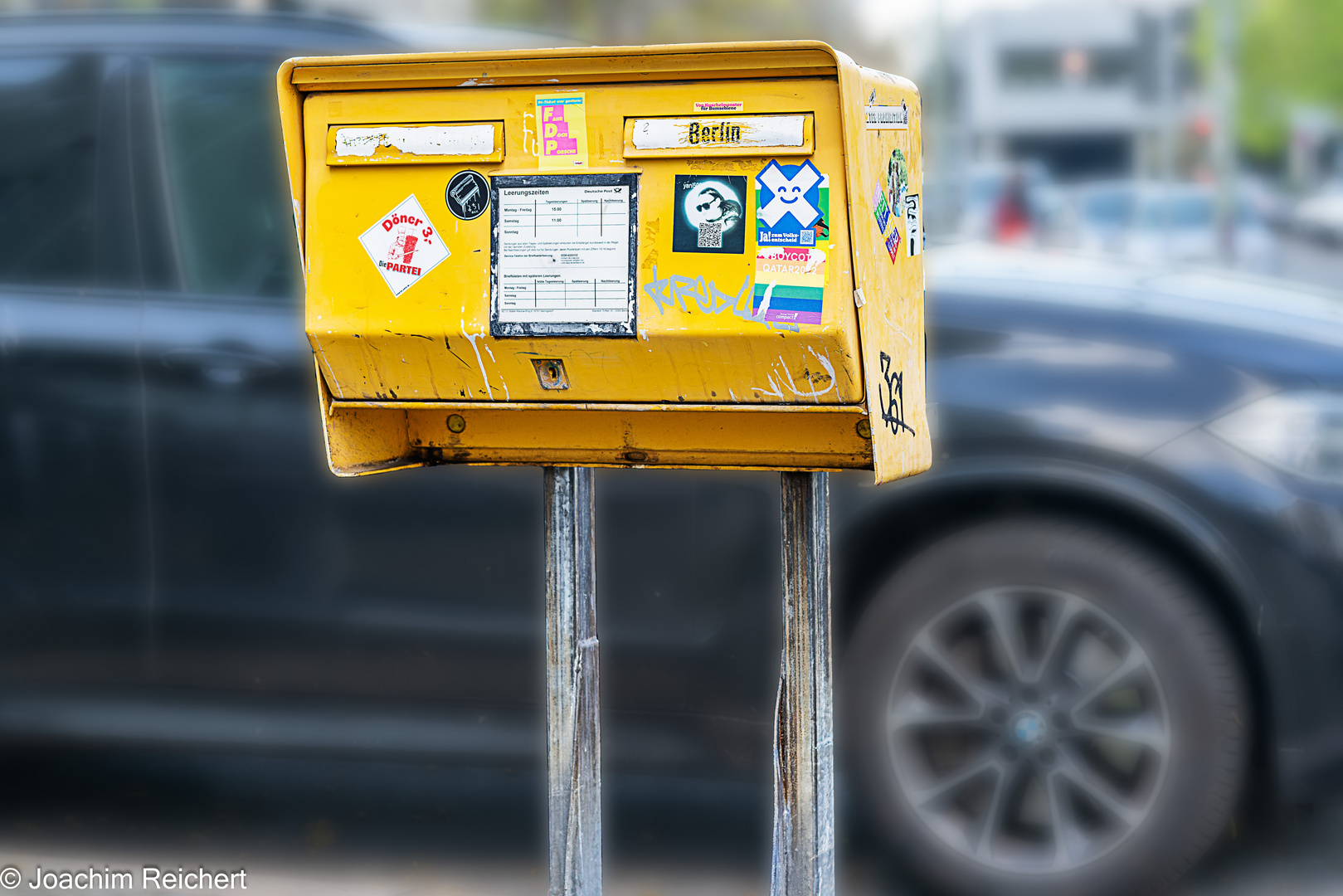 Politischer Briefkasten im Wedding