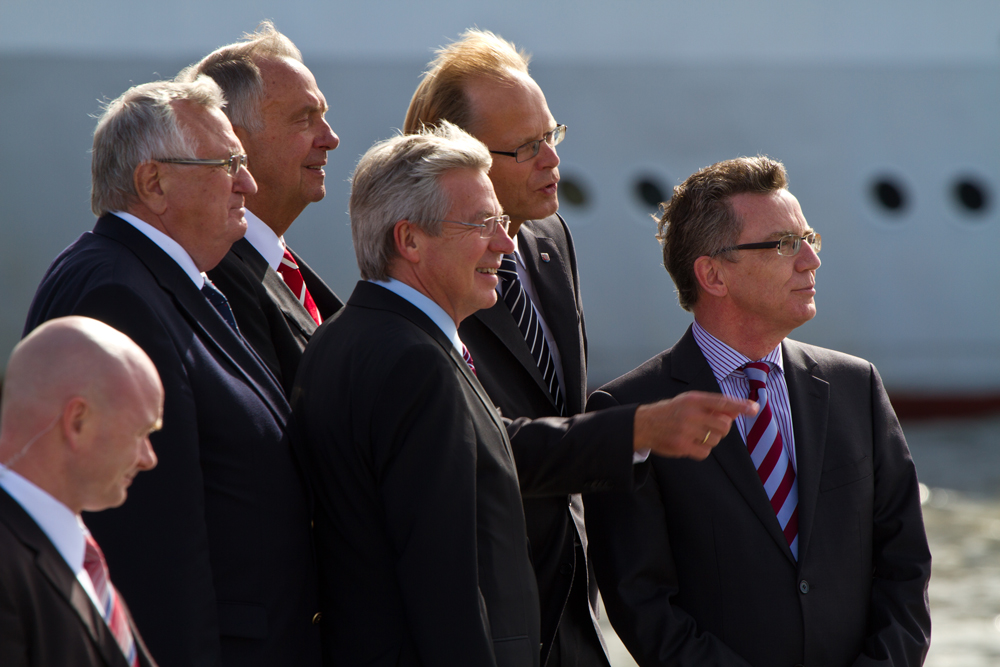 Politprominenz bei der Eröffnung der Sail 2010 in Bremerhaven