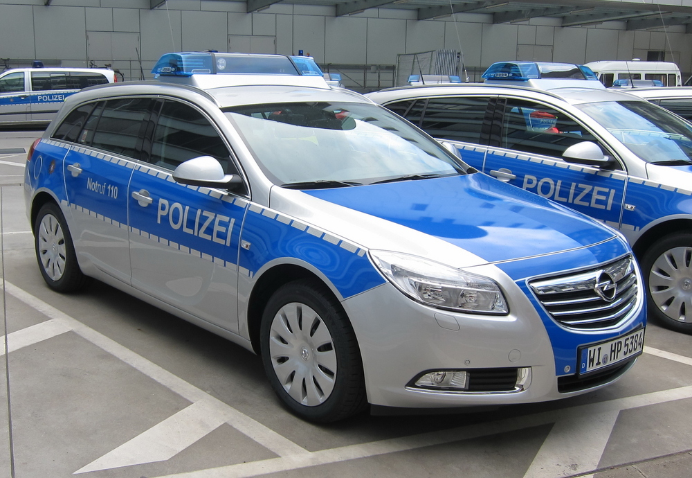 Polizei Hessen - Nachschub für die Straße...