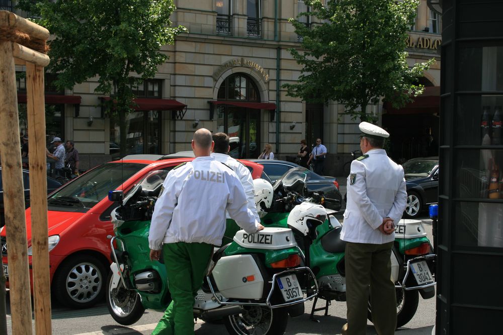 Polizei oder Kochstudio ?