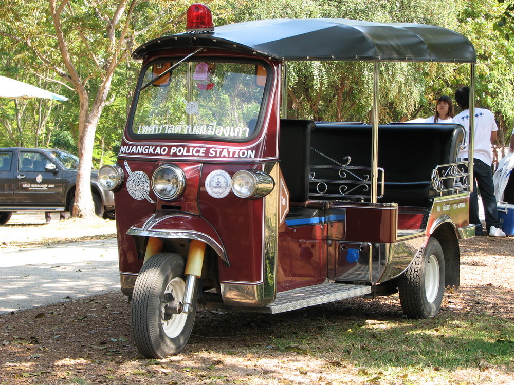 Polizei Tuk-Tuk