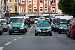 Polizeiaufgebot bei einer Demo der Autonomen am1.Mai in Wuppertal