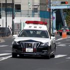 Polizeiauto der oberen Mittelklasse