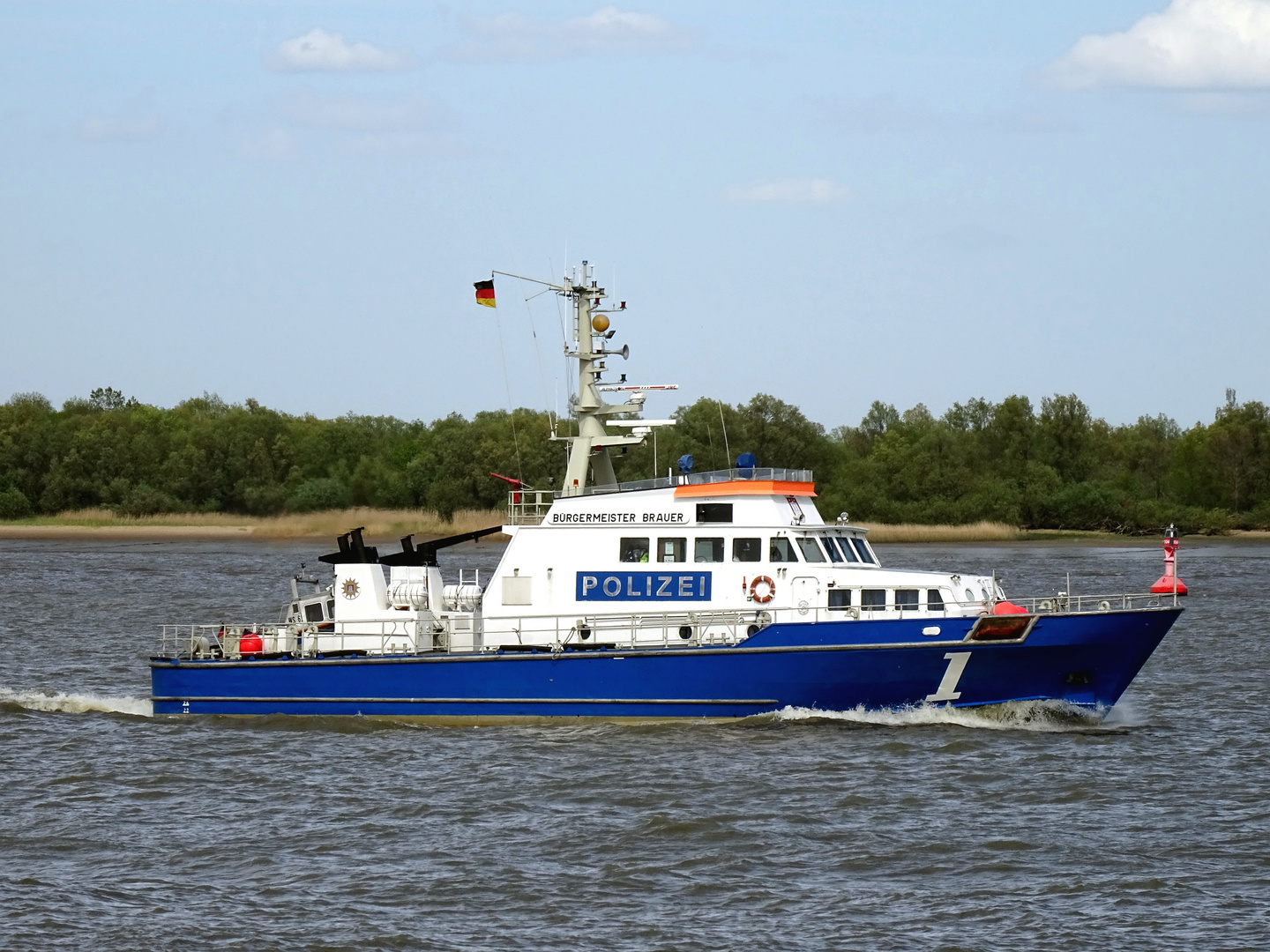 Polizeiboot "BÜRGERMEISTER BRAUER"