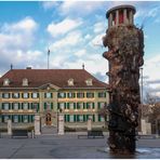 Polizeikaserne Bern... mit Meret-Oppenheim-Brunnen