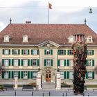 Polizeikaserne Bern... mit Meret-Oppenheim-Brunnen