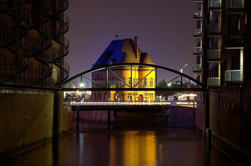 Polizeiwache Niederbaumbrücke (Hamburger Speicherstadt)