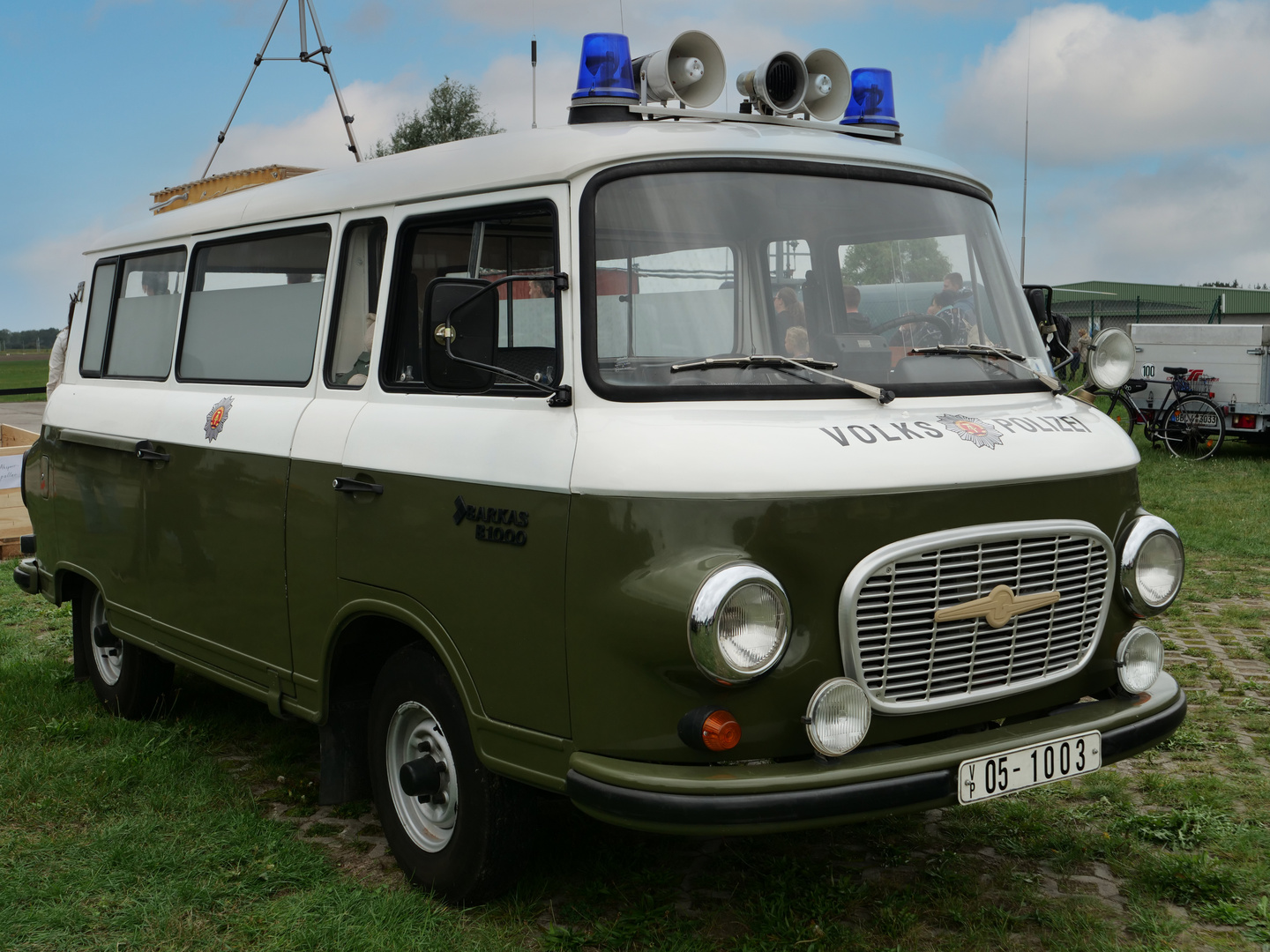 Polizeiwagen der DDR