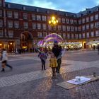 Pompas de jabon para una niña