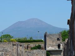 Pompeji, im Hintergrund der Vesuv