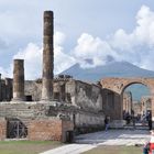Pompeji: Jupitertempel und Vesuv