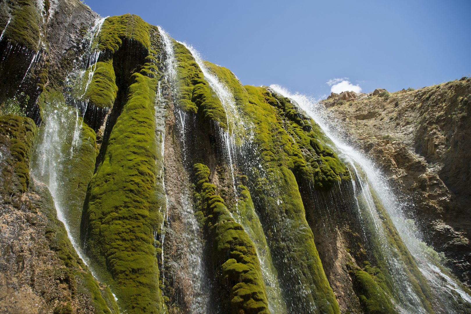 Ponezar-Wasserfall 1