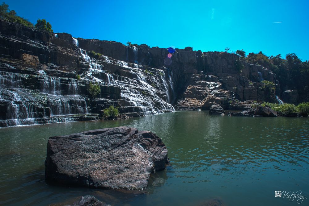 Pongour waterfall 