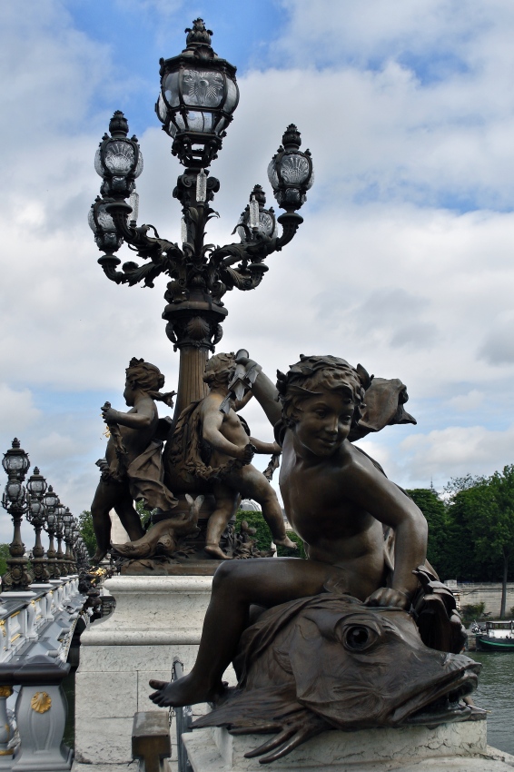 Pont Alexandre III Detail