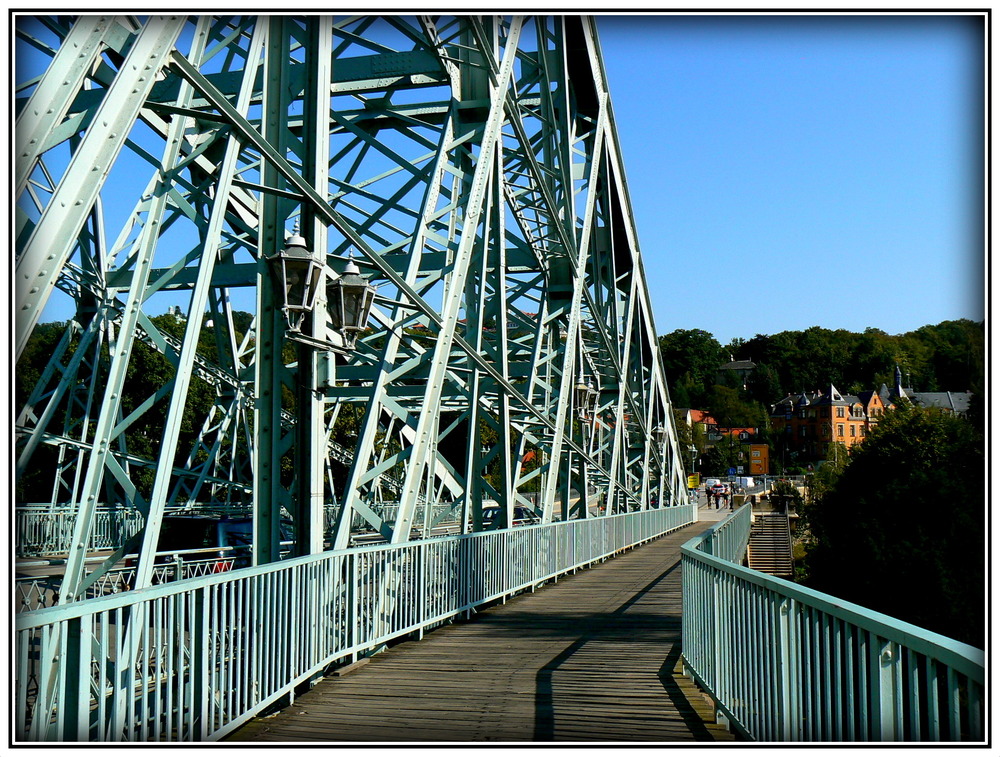 PONT CANTILEVER