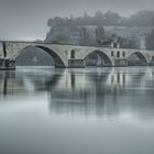 Pont d'Avignon sous la brume