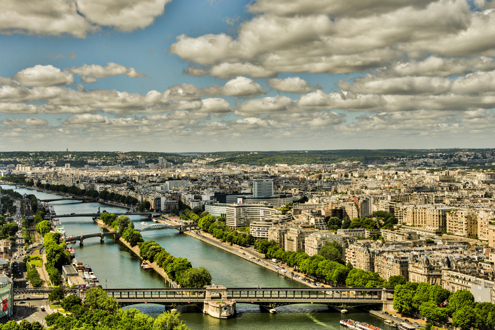 Pont de Bir-Hakeim + Ilé des Cygnes