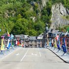 Pont de Dinant et Saxophones