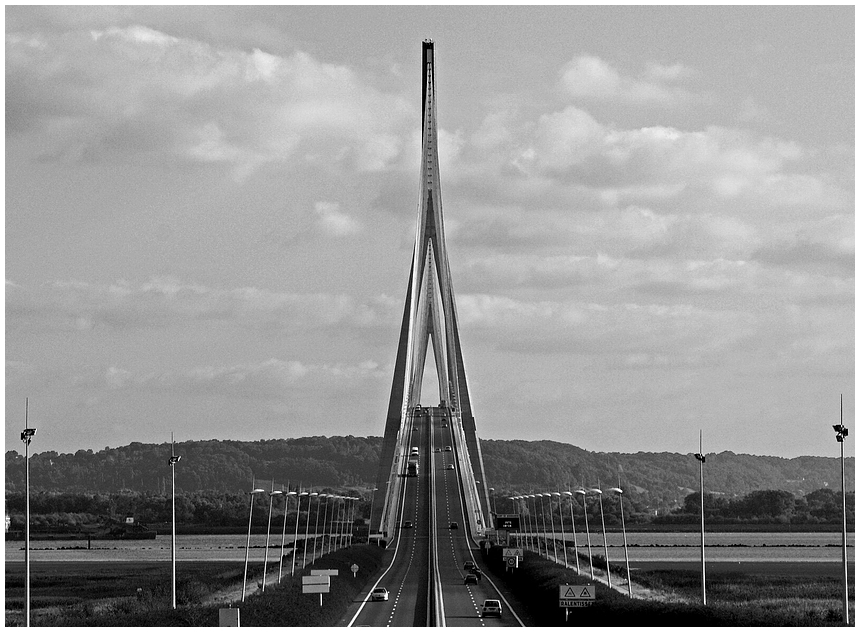 Pont de Normandie s/w
