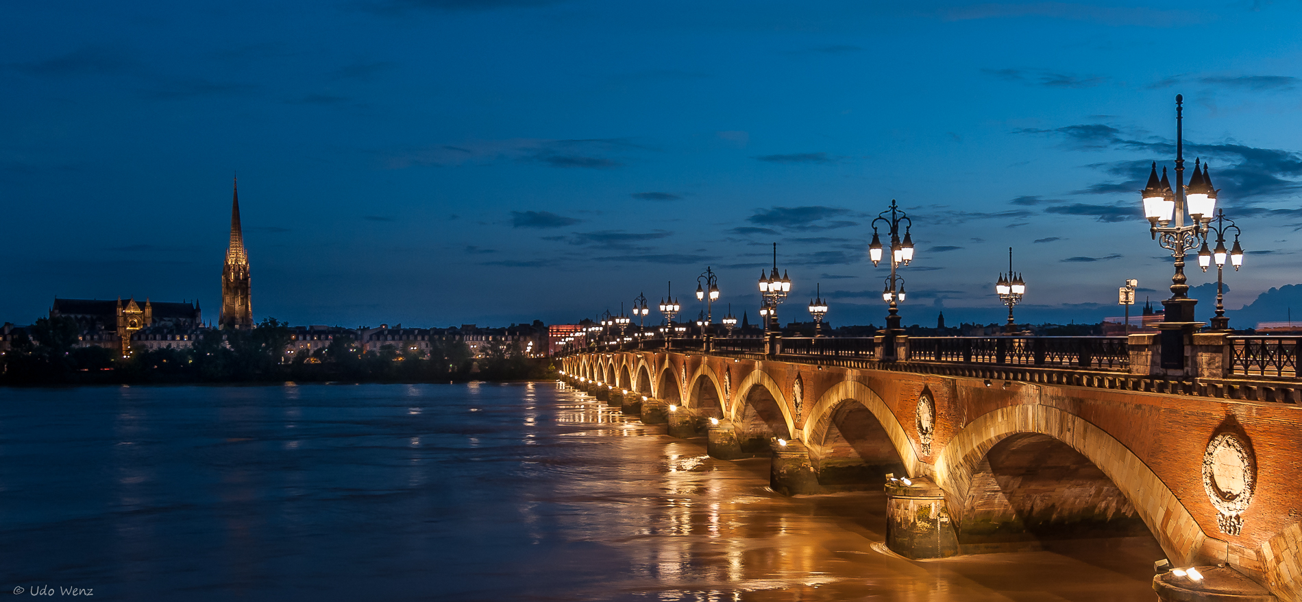 Pont de Pierre 