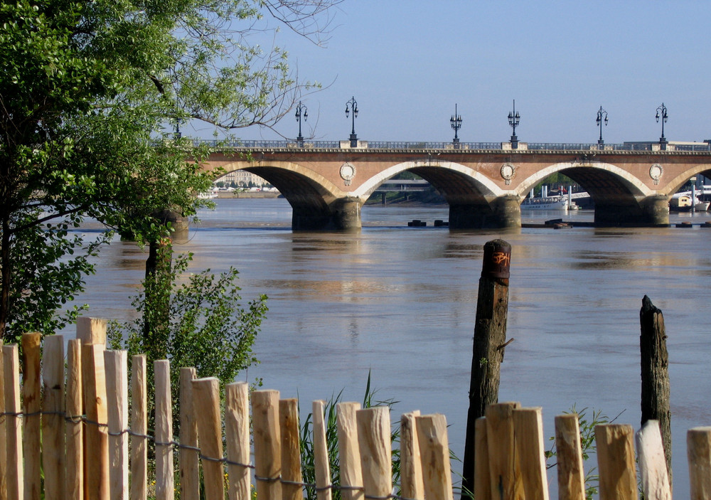 Pont de Pierre à Bordeaux