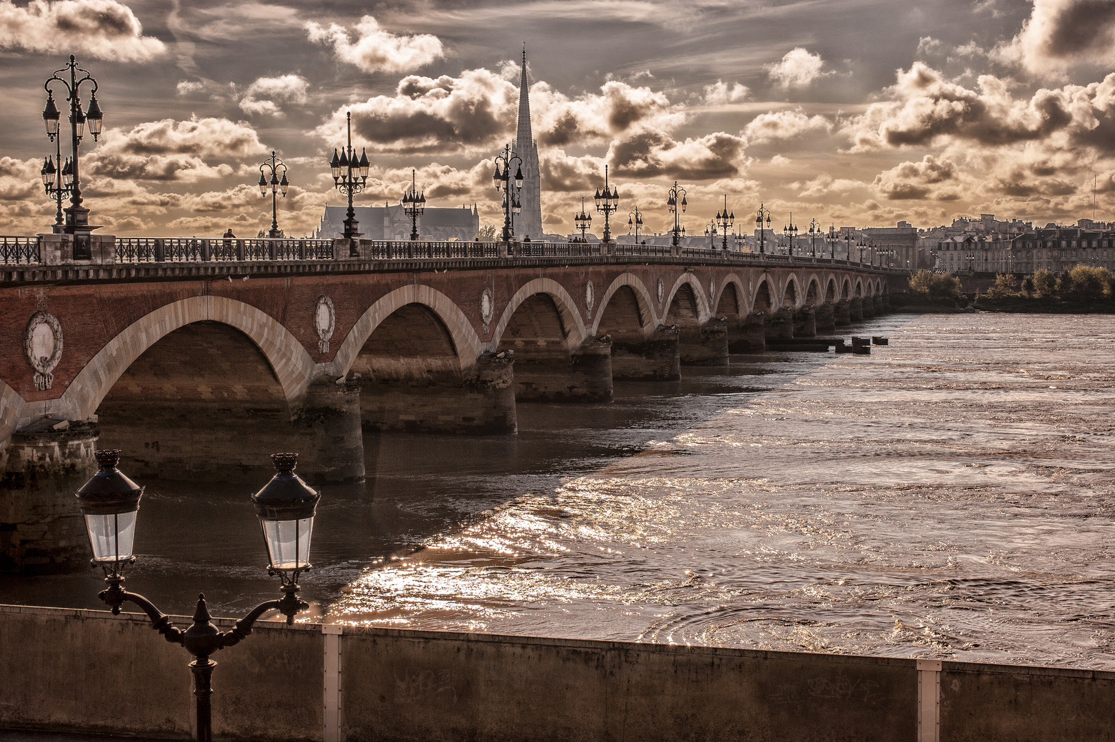 Pont de pierre (Bordeaux)