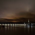 Pont de Pierre et la Basilique Saint-Michel à Bordeaux