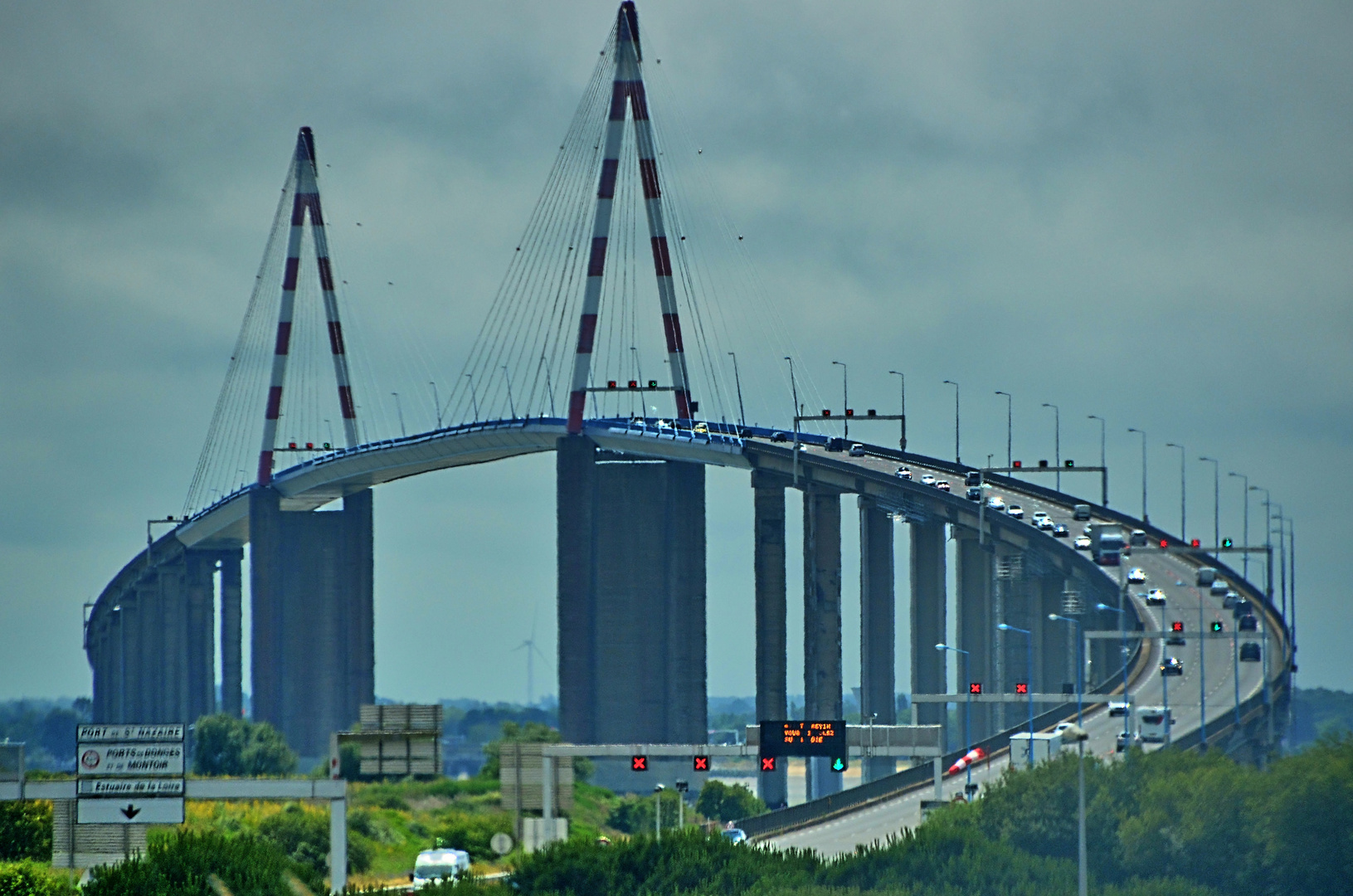 Pont de Saint-Nazaire - Schrägseilbrücke über die Loire