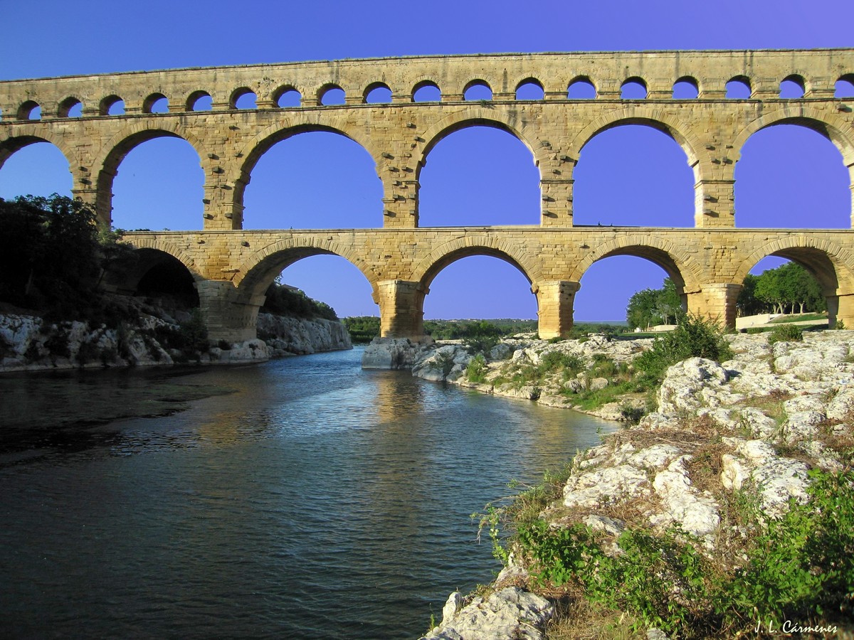 Pont du Gard. Uzé