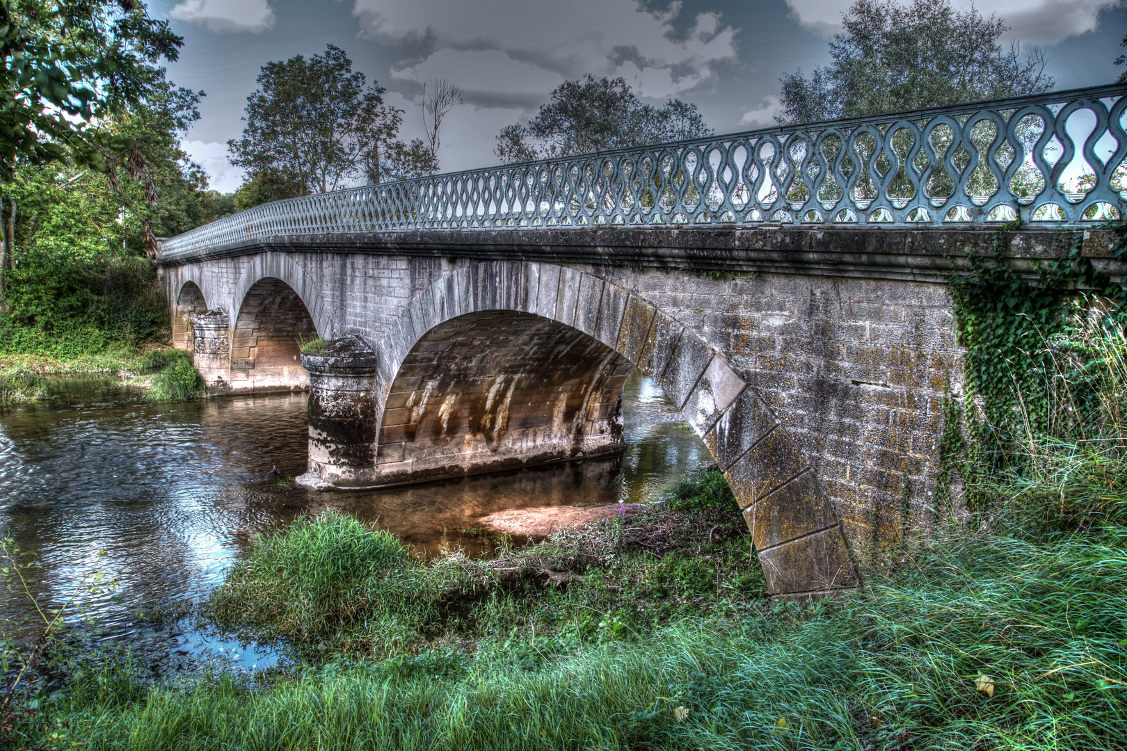 pont en bourgogne