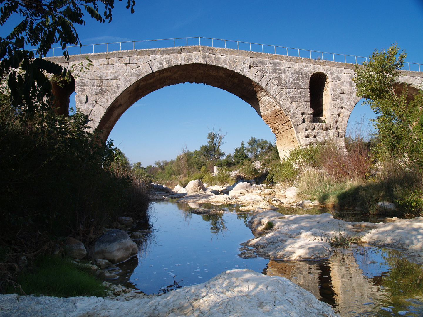 Pont Julien