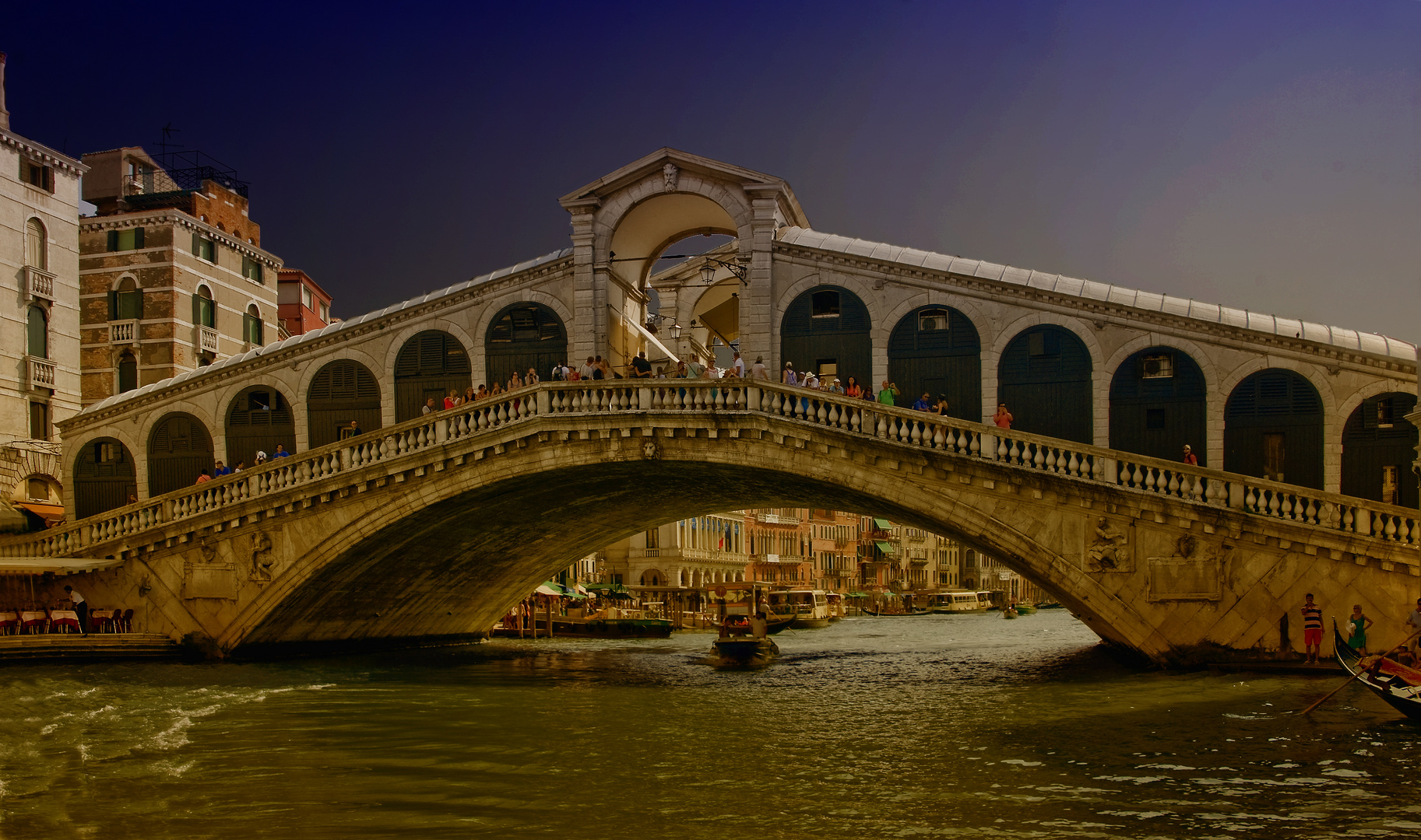 pont rialto von vorne