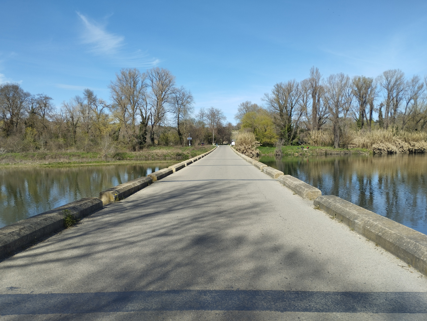 Pont submersible