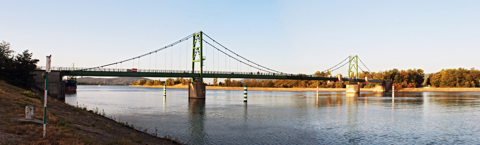 Pont sur canal du RHONE 26