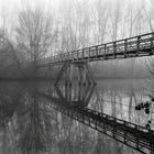 Pont sur la brume