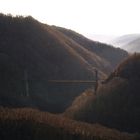 pont traversant la luzège en vallée de dordogne