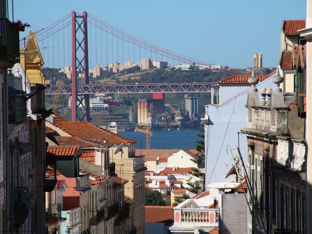 Ponte 25 de Abril