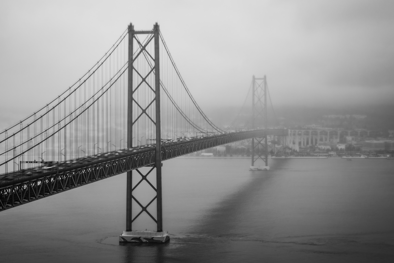 Ponte 25 de Abril