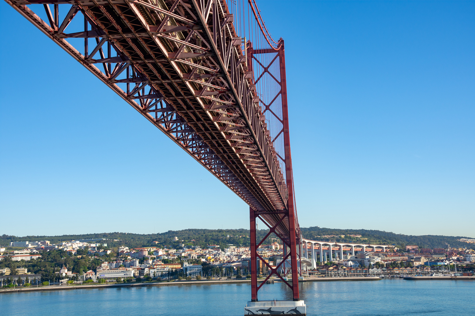 Ponte 25 de Abril