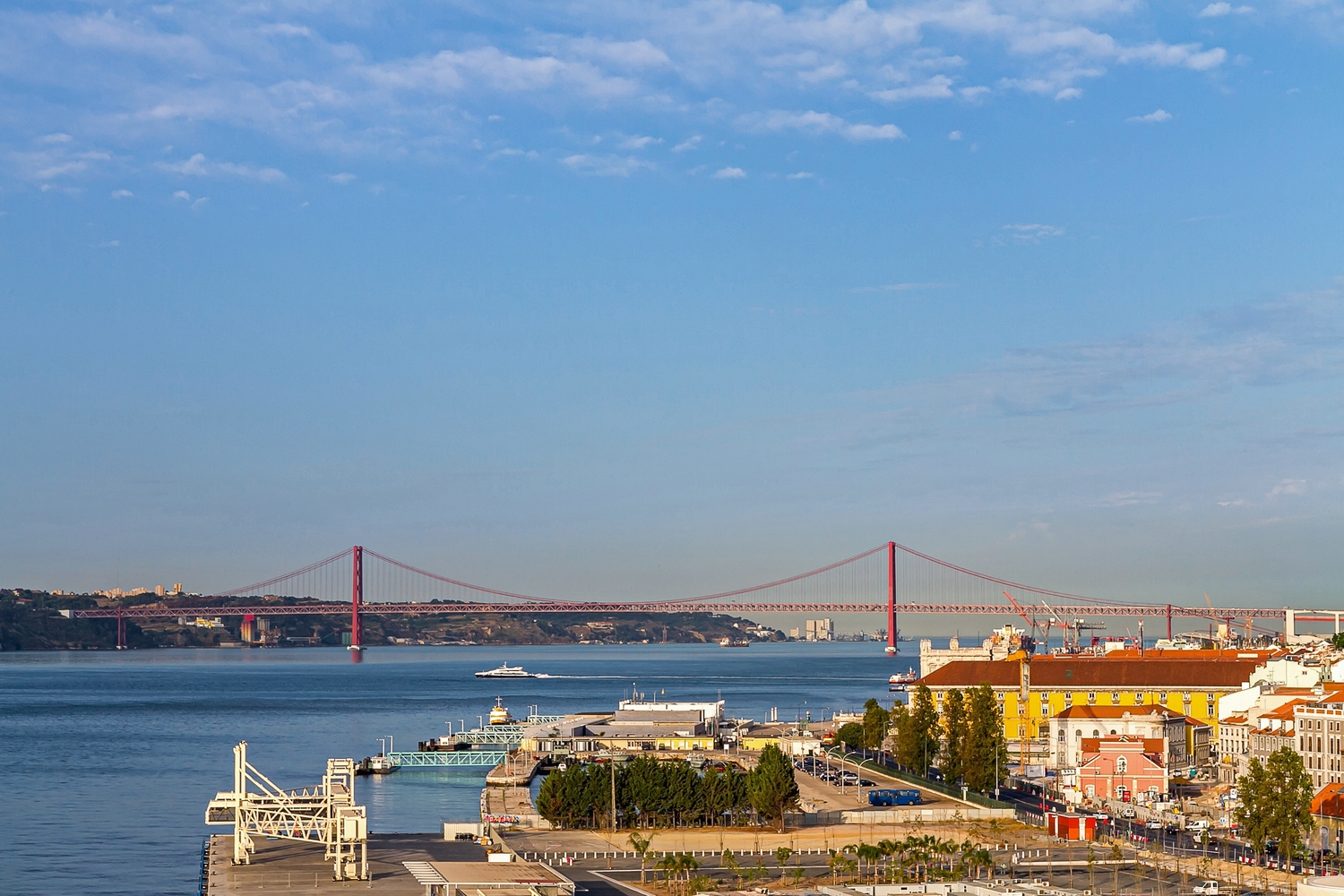 Ponte 25 de Abril