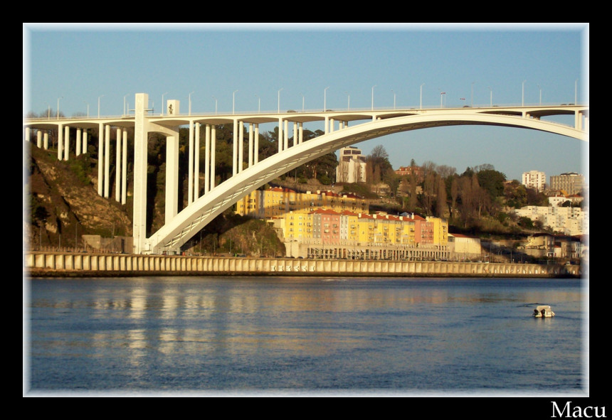 Ponte Da Arrabida