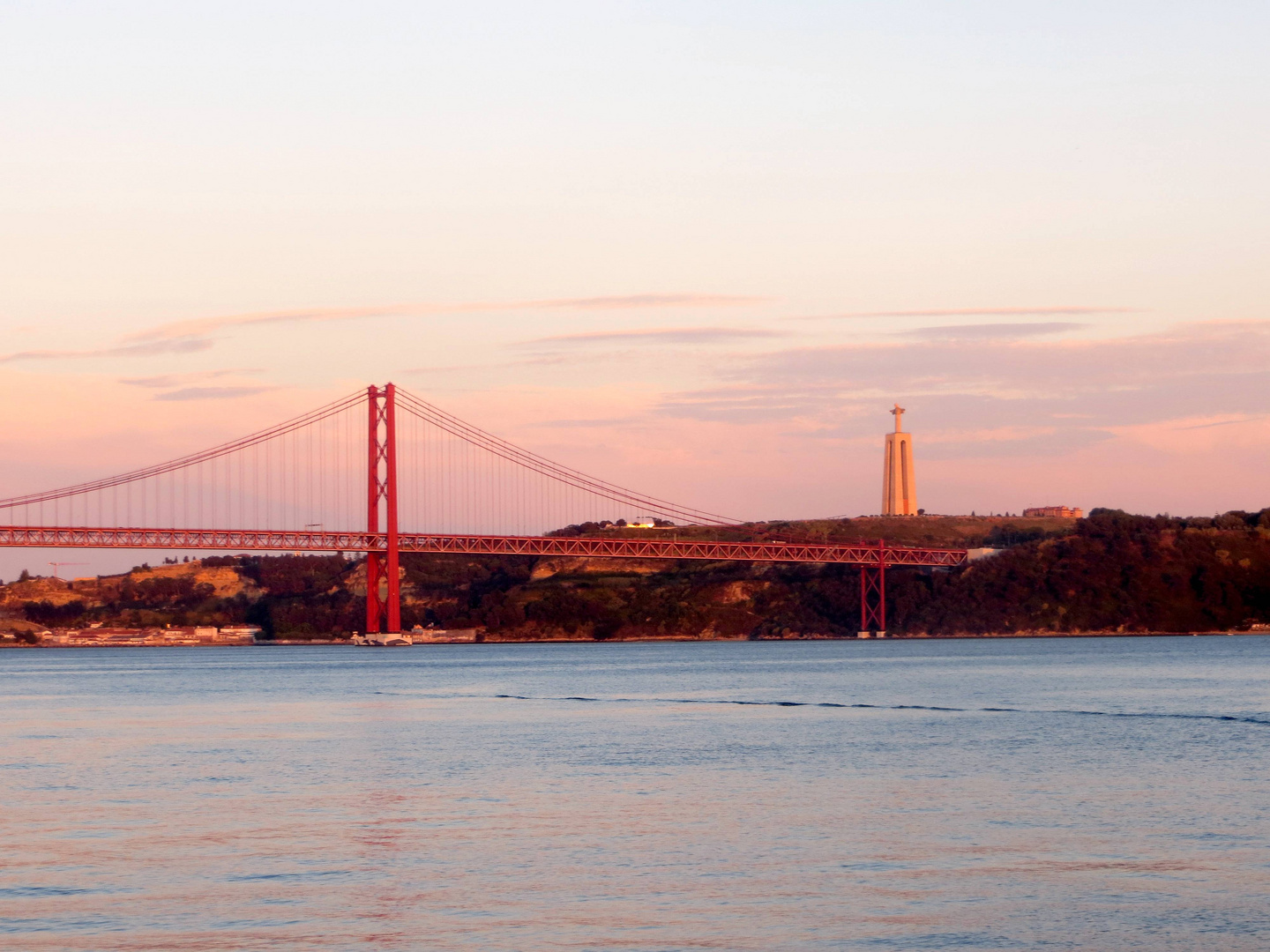 Ponte de 25 Abril ...