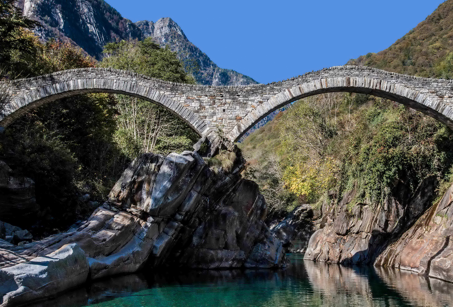 Ponte dei Salti Val Verzasca