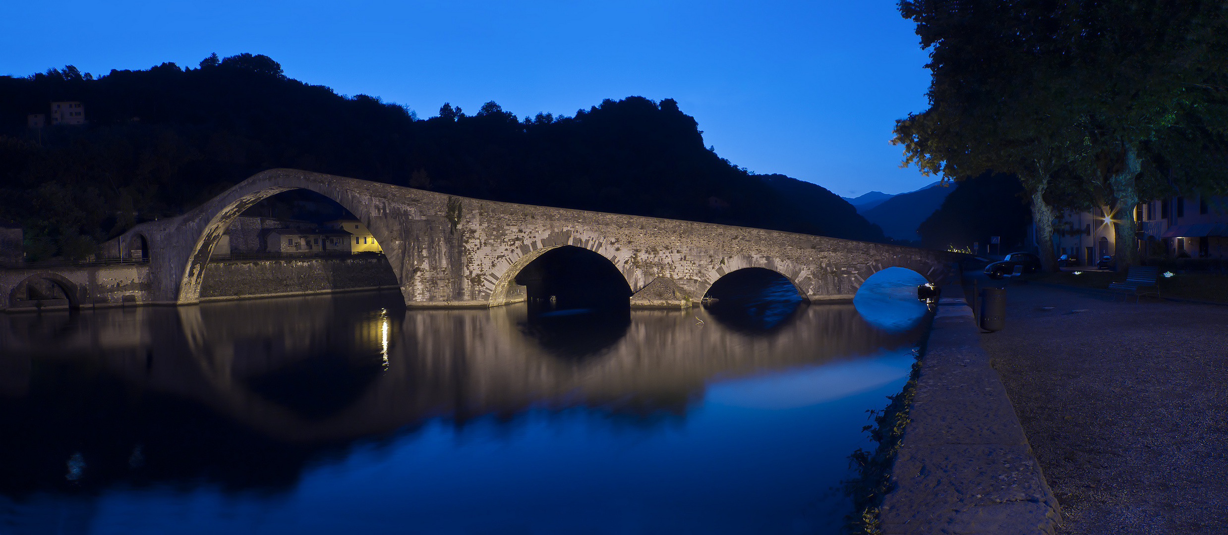 Ponte del Diavolo- Teufelsbrücke- zur blauen Stunde